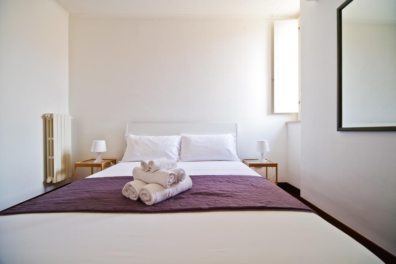Bed And Travel Apartment Dogana Regia 15 Salerno Dış mekan fotoğraf